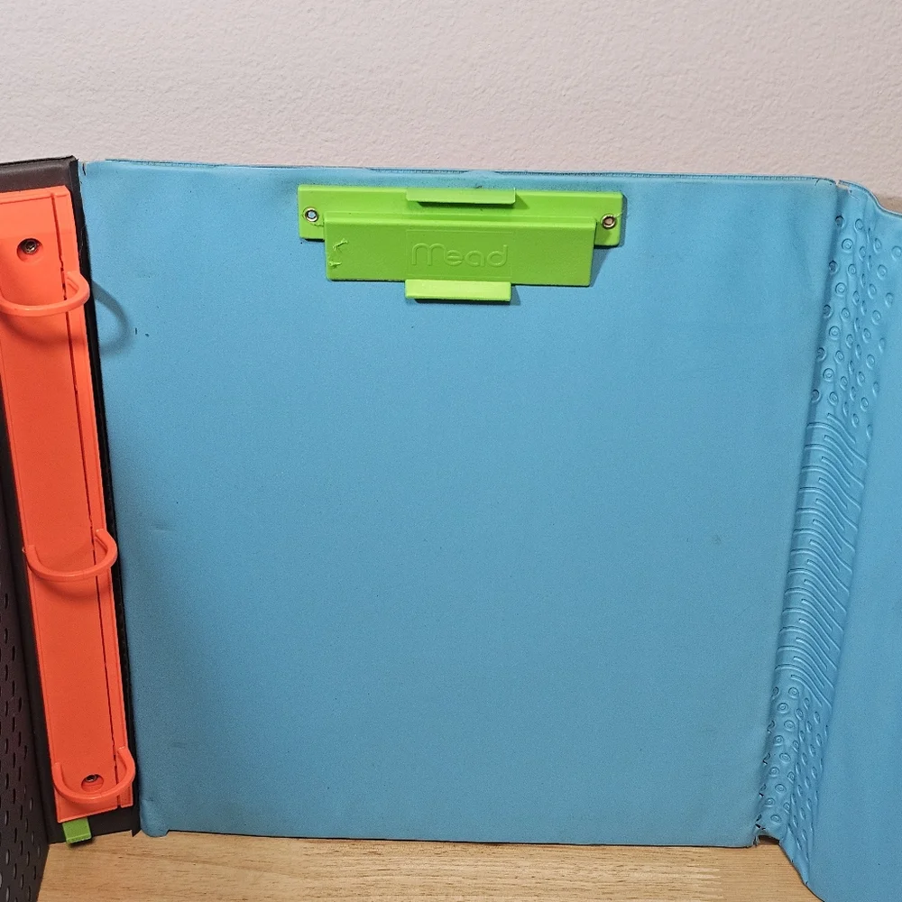 Vintage 90's Mead Trapper Keeper Designer Series 3 Ring Binder